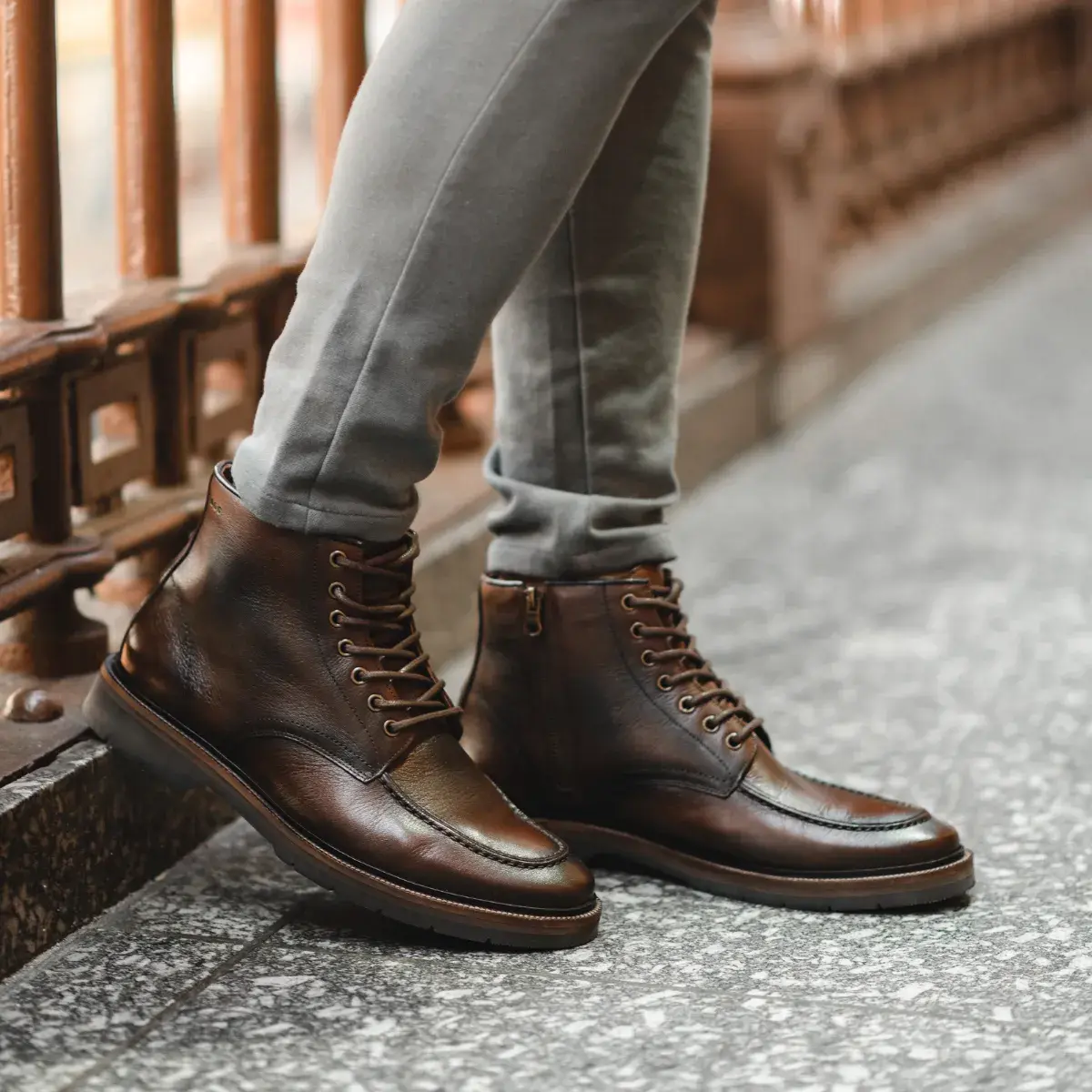 MAVERICK CAFÉ | BOTA