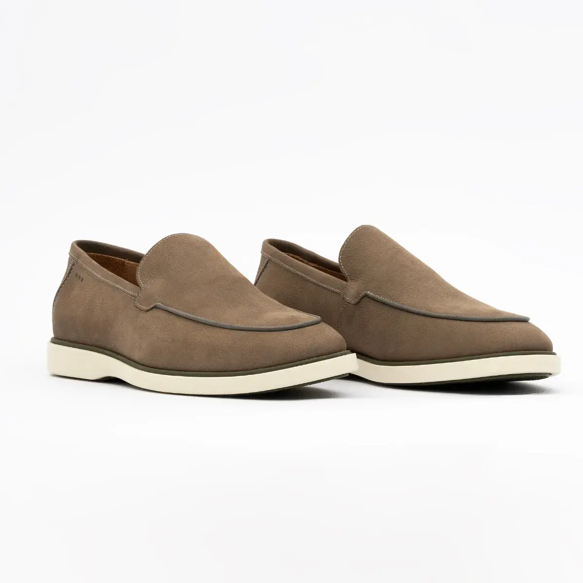 SAPATO MASCULINO SOCIAL CASUAL EM NOBUCK MARFIM BELLAGIO