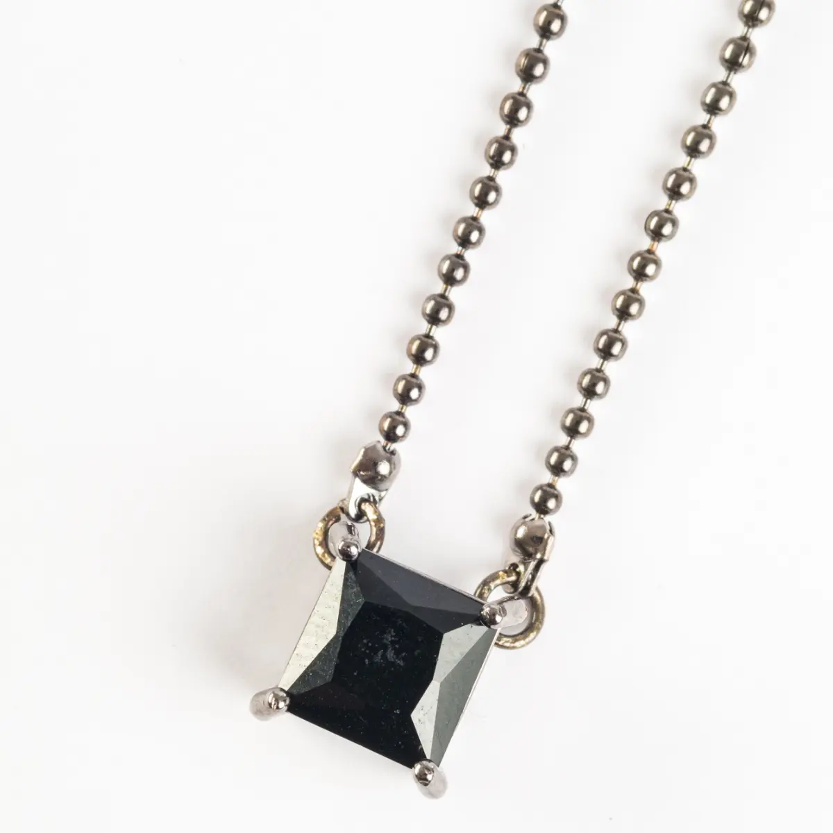 COLAR CRISTAL ONIX