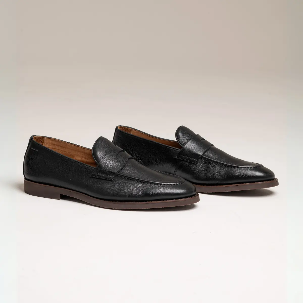 SAPATO MASCULINO LOAFER EM CAMURÇA PREMIUM VELUTTO PRETO