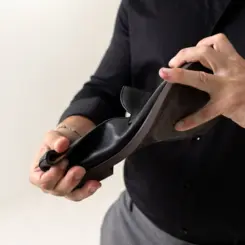 SAPATO MASCULINO LOAFER EM CAMURÇA PREMIUM VELUTTO PRETO