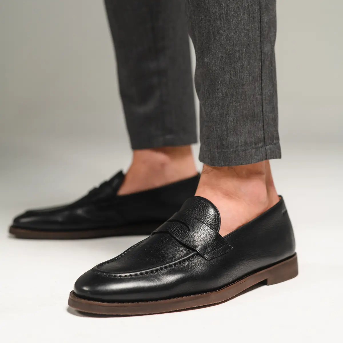 SAPATO MASCULINO LOAFER EM CAMURÇA PREMIUM VELUTTO PRETO