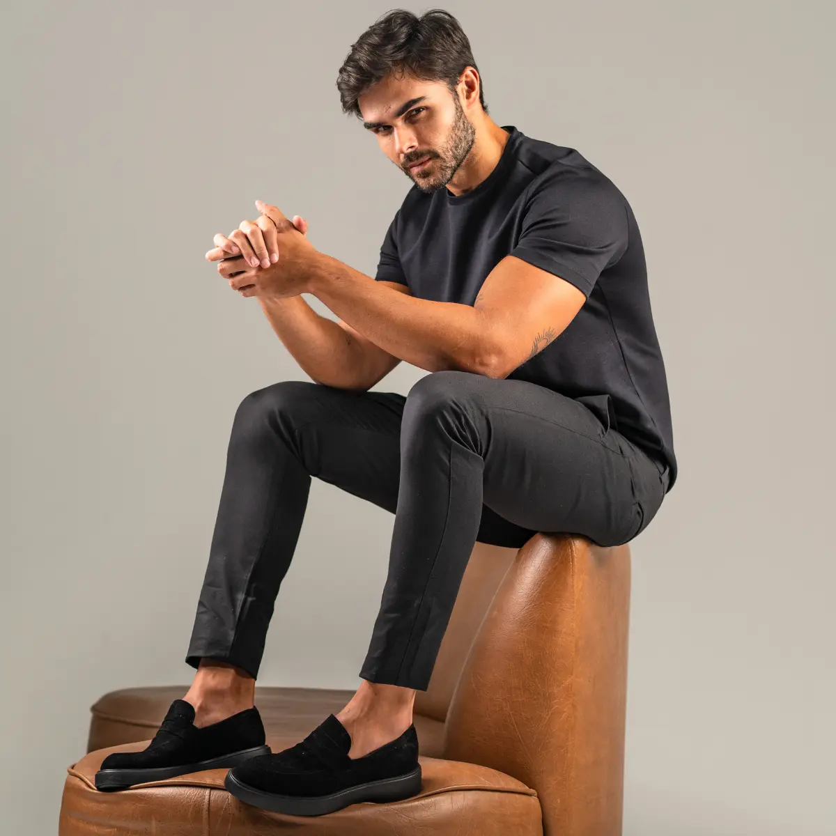 SAPATO MASCULINO SOCIAL CASUAL EM CAMURÇA BAKER PRETO