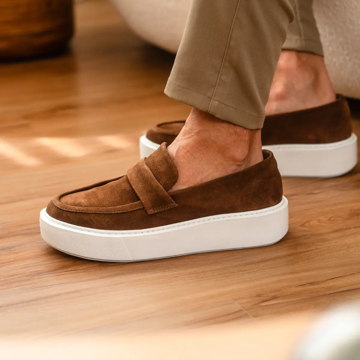 SAPATO MASCULINO LOAFER SOCIAL CASUAL EM CAMURÇA ROSSETTI MARROM