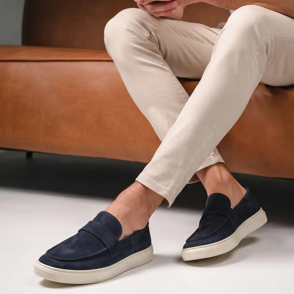 SAPATO MASCULINO LOAFER EM CAMURÇA AZUL | TIVOLLI